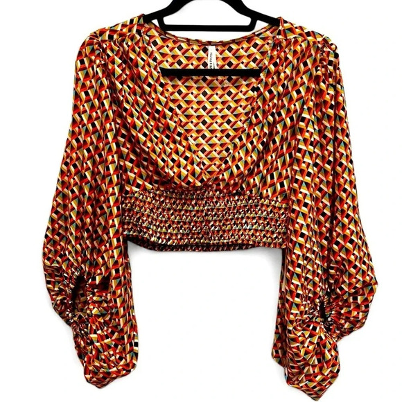 NWT Live 4 Truth puff sleeve crop v neck blouse with geometric pattern size M - Picture 1 of 6